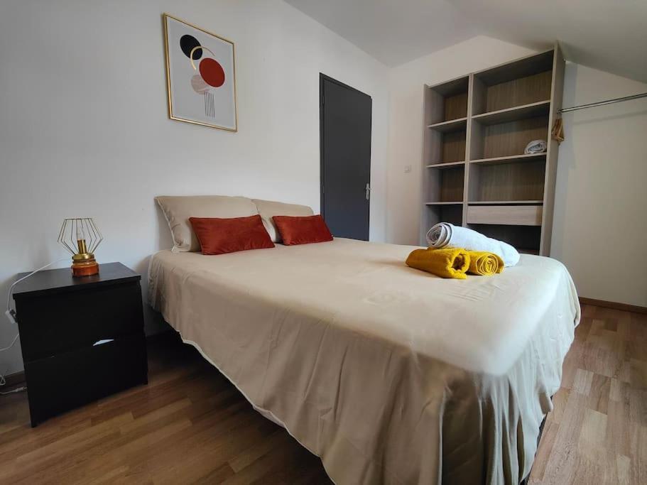 La Feline - Duplex - Vieux Valenciennes - Familial Διαμέρισμα Εξωτερικό φωτογραφία